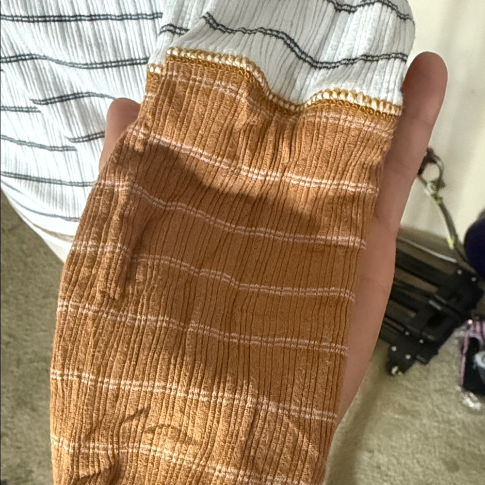 Ces Femme Ultra Soft Ribbed White and Brown Striped Top - Picture 4 of 6